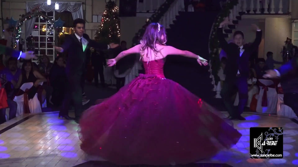 y2mate.com - Vals de 15 Años Ximena Salón Princess Iztapalapa Academia Manhattan Foto y Video Zon Caribe_sLRK5vVl3wQ_1080p